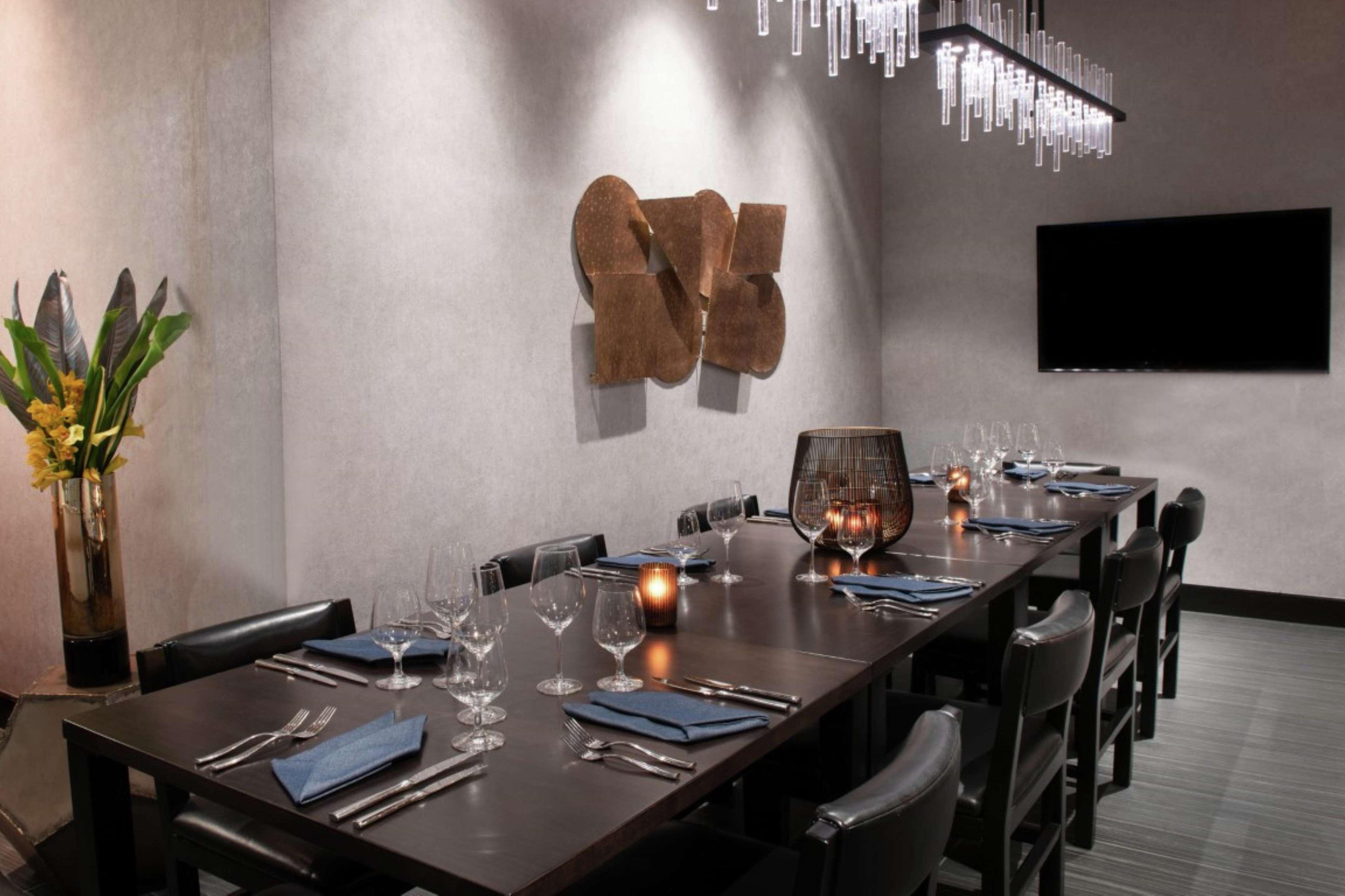 The Charter Hotel Seattle, Curio Collection By Hilton Экстерьер фото